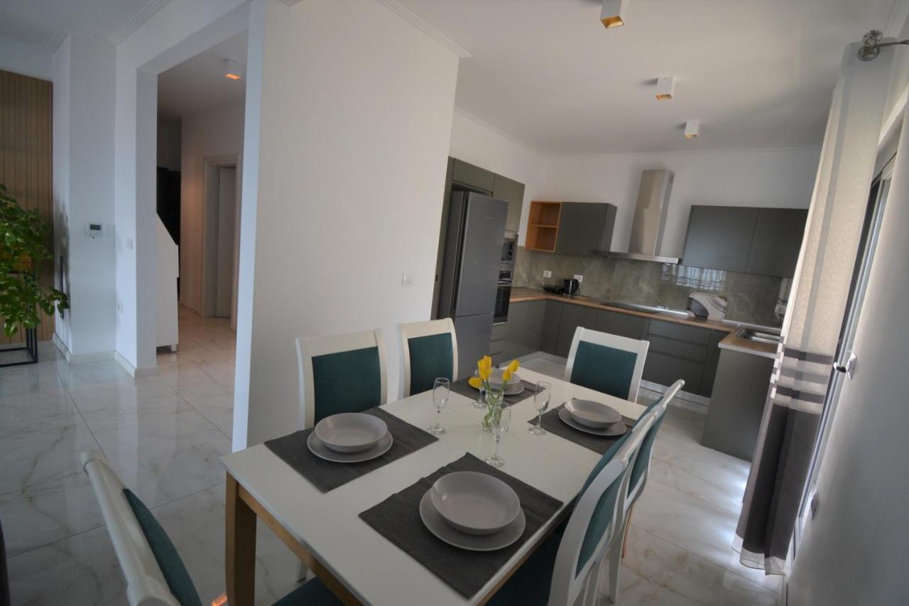 SarandëLuxury Penthouse B&E公寓 外观 照片