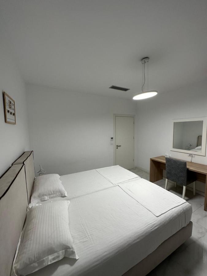 SarandëLuxury Penthouse B&E公寓 外观 照片