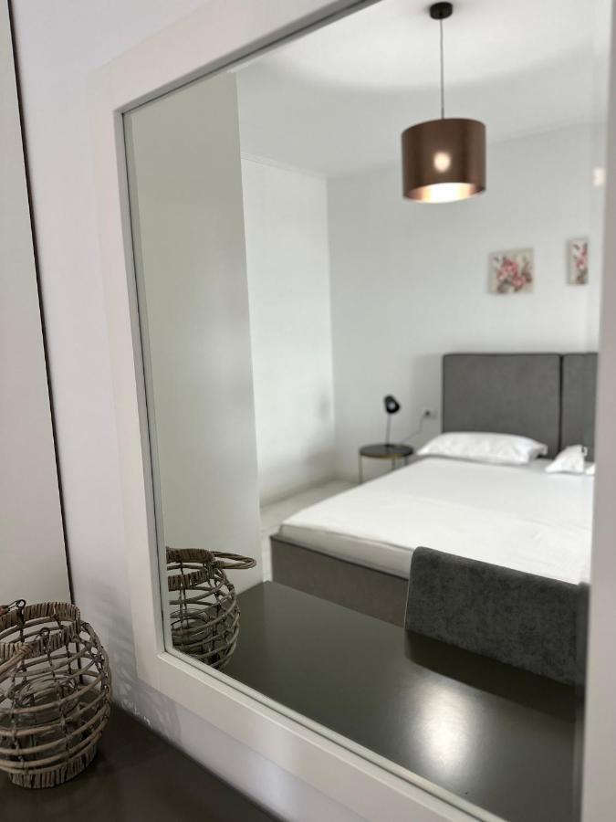 SarandëLuxury Penthouse B&E公寓 外观 照片